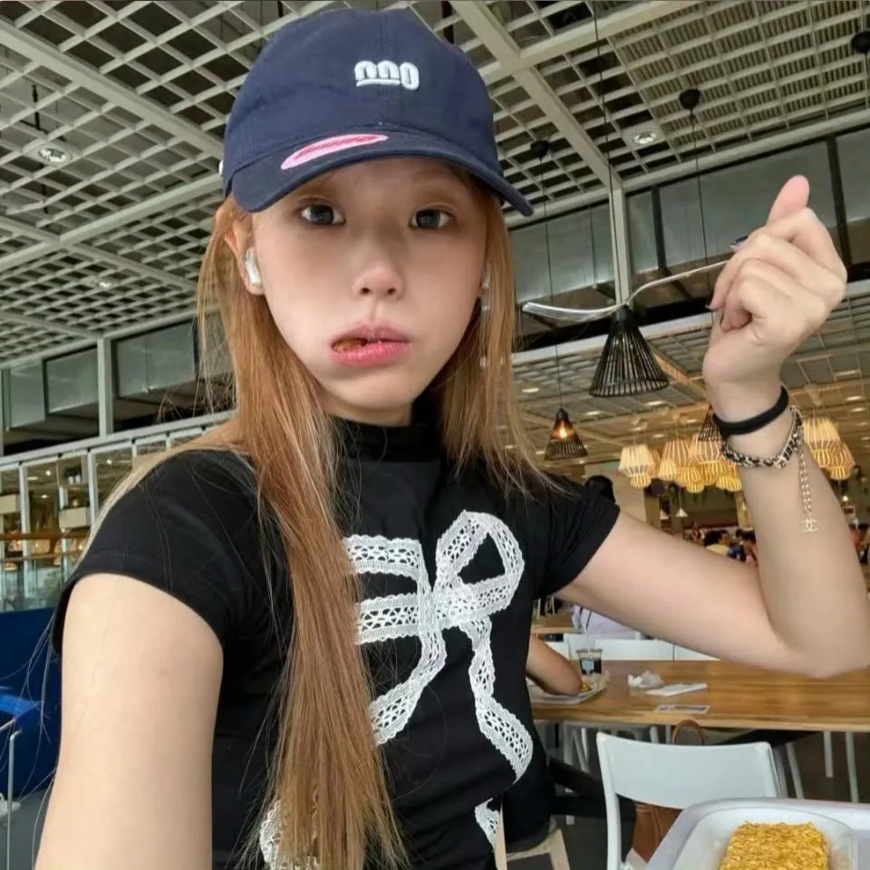 天才：黑色石榴石